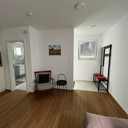 Apartment Moderne Einliegerwohnung Am Park Weingarten (Wuerttemberg)