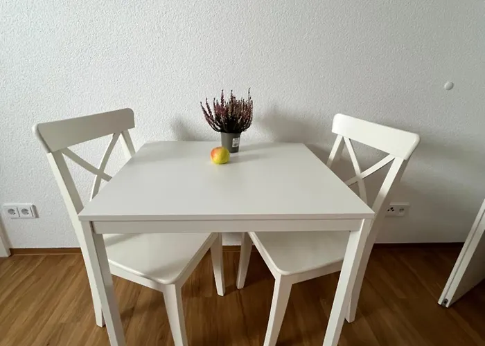 Moderne Einliegerwohnung Am Park * Вайнгартен