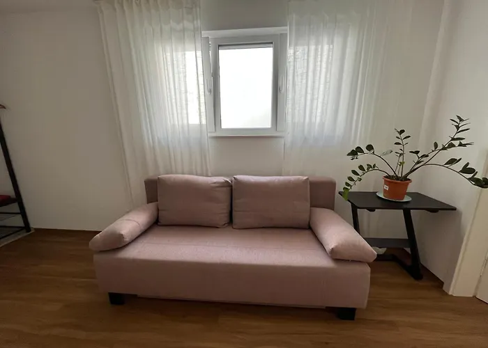 Moderne Einliegerwohnung Am Park Апартаменты